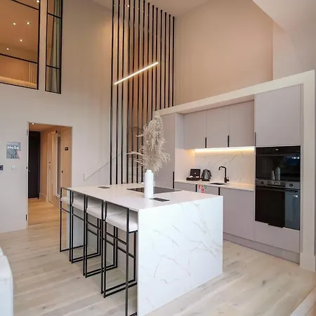 Ceramica By The Heim Residences Manchester Exterior photo